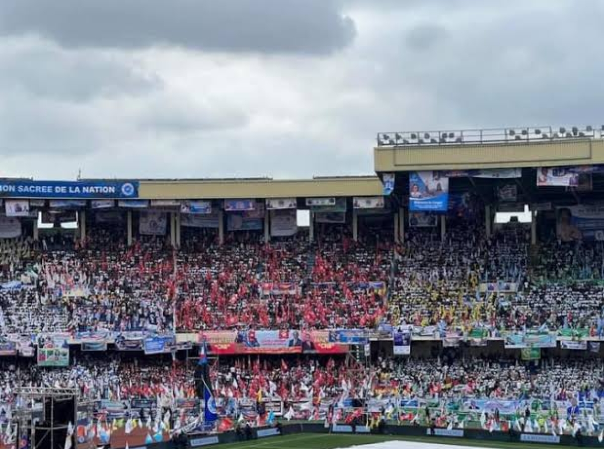 Sortie de l'Union sacrée : Félix Tshisekedi gagne les cœurs de Kinois.