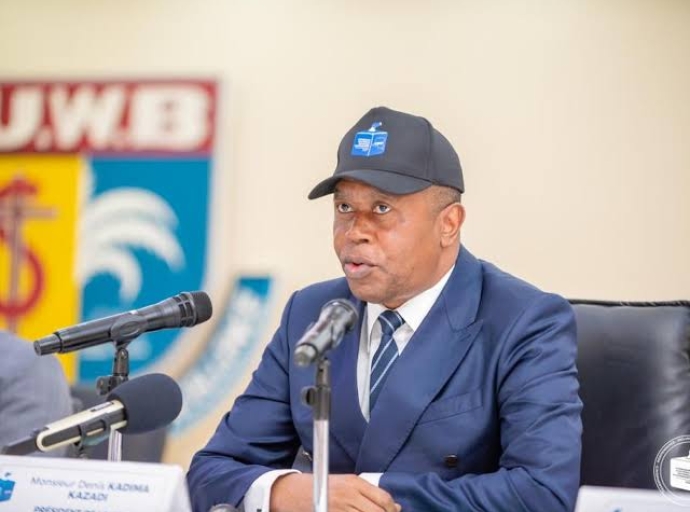 Denis KADIMA KAZADI a clôturé la série des cadres de concertation organisés au Palais du peuple avec les composantes femmes, jeunes, personnes vivant avec handicap et peuple autochtone.