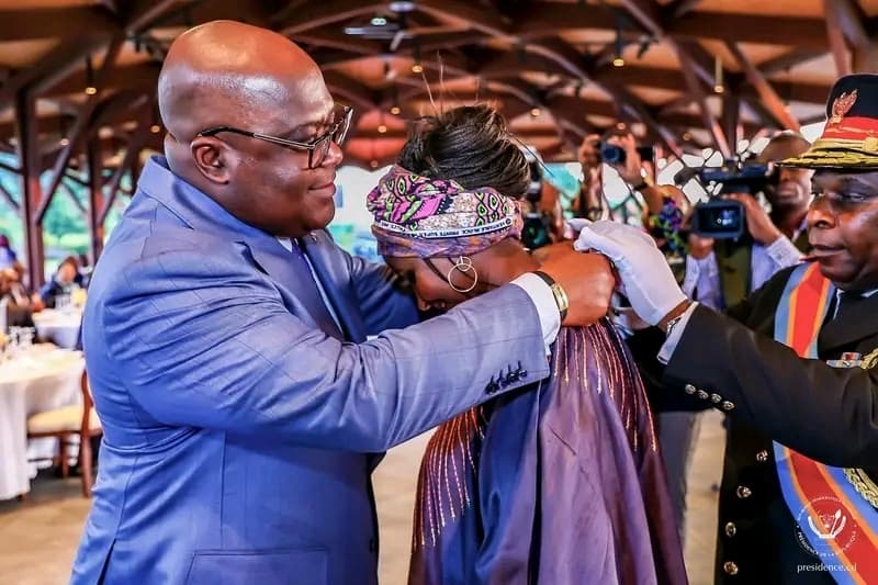 RDC: FÉLIX TSHISEKEDI DECORE SAFIA HIBRAHIM NETTER AU TITRE COMMANDEUR DE L'ORDRE NATIONAL