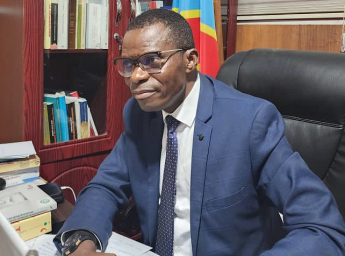 Démission Mutamba : ces précisions d'Eliezer Ntambwe 