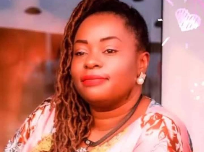 Honte à l'ISAM Kinshasa : la Secrétaire Générale Académique se bagarre avec une subalterne devant les étudiants, la Ministre de l'ESU interpellée