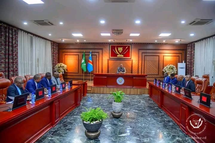 RDC: VERS UN DIALOGUE GLOBAL ET INCLUSIF, FÉLIX TSHISEKEDI REÇOIT LA CENCO ET L'ECC