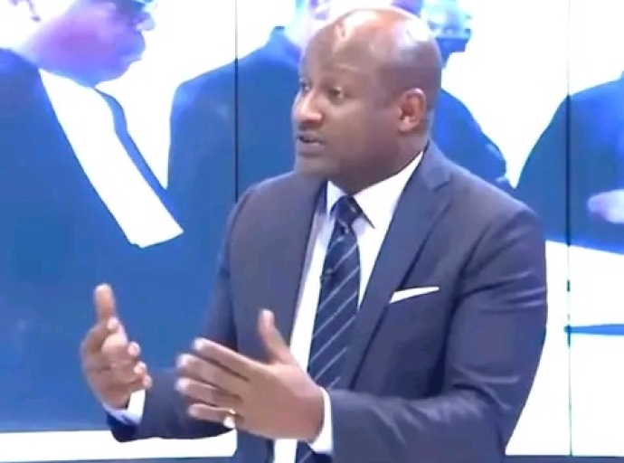 RDC: YVES KISOMBE REPOND A THOMAS LUHAKA ET DEFEND L'ACCORD DE PAIX DE WANGSHITON