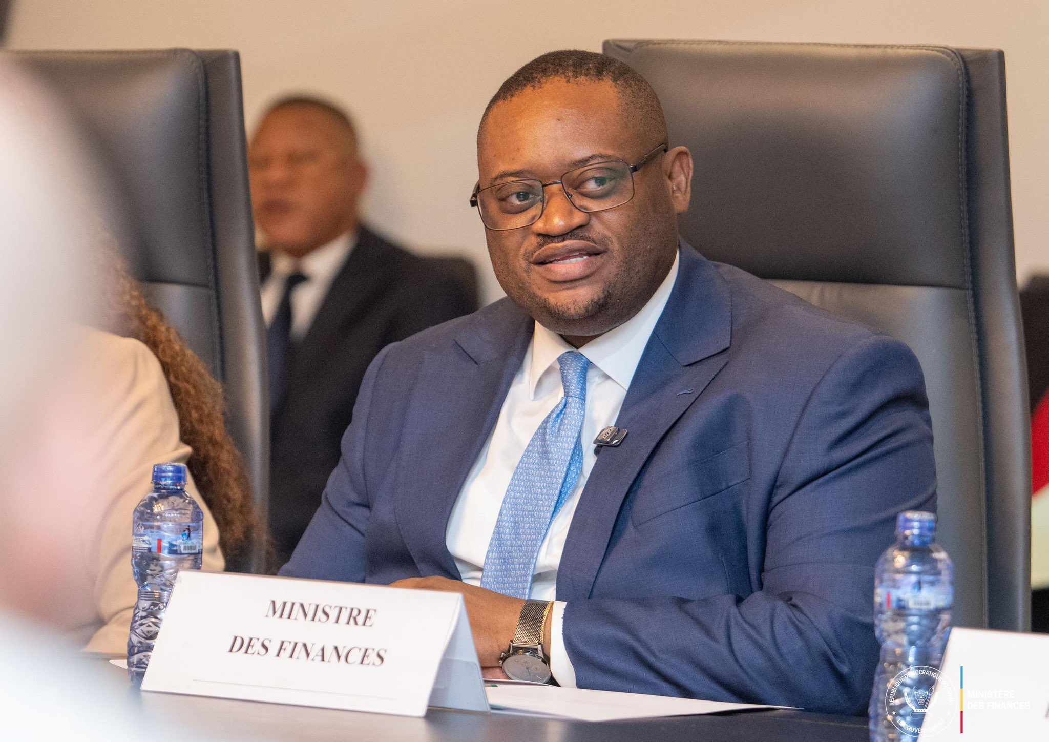 RDC : LE MINISTRE DES FINANCES LANCE UN CADRE DE DIALOGUE PERMANENT AVEC LA FEC POUR ACCOMPAGNER LES RÉFORMES FISCALES