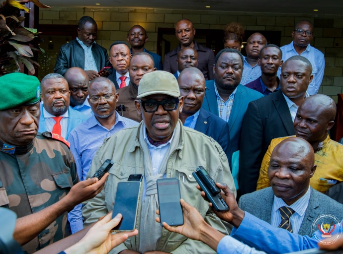 ITURI : LE MINISTRE DES MINES LOUIS WATUM ANNONCE LA LEVÉE DE LA SUSPENSION DE CERTAINES COOPÉRATIVES MINIÈRES