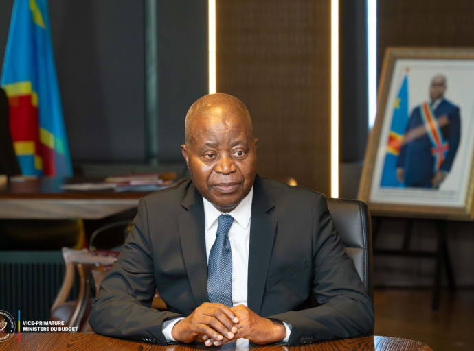 PAIX SOCIALE : LE VPM ADOLPHE MUZITO REÇOIT LES DOLÉANCES DU SYNAMED