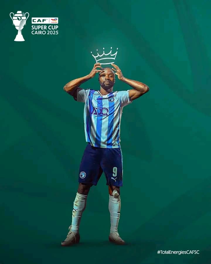SPORT/AFRIQUE: FOOTBALL, MAYELE AU SOMMET DE L'AFRIQUE, PYRAMIDES FC VAINQUEUR DE LA SUPERCUP DE LA CAF