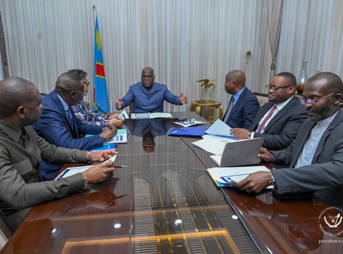 RDC: FELLIX TSHISEKEDI PRESIDE UNE RÉUNION SUR LA CONJONCTURE ÉCONOMIQUE APRÈS L'APPRECIATION DU FRANC CONGOLAIS