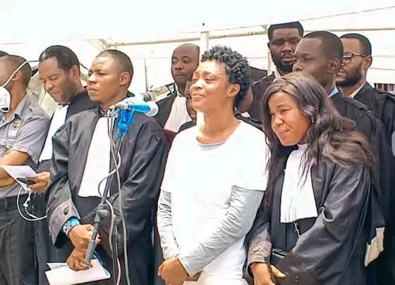 KINSHASA : OUVERTURE DU PROCÈS D'HONORINE PORSCHE ET CONSORTS DEVANT LE TRIBUNAL MILITAIRE POUR BRAQUAGE D'UNE BANQUE