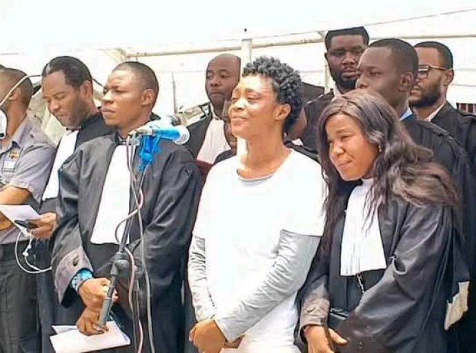 KINSHASA : OUVERTURE DU PROCÈS D'HONORINE PORSCHE ET CONSORTS DEVANT LE TRIBUNAL MILITAIRE POUR BRAQUAGE D'UNE BANQUE 