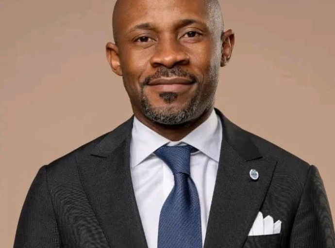 RDC: PATRICK MUYAYA DÉNONCE L'HYPOCRISIE DE CEUX QUI PRÉTENDENT DÉFENDRE LES “SWAHILIPHONES”