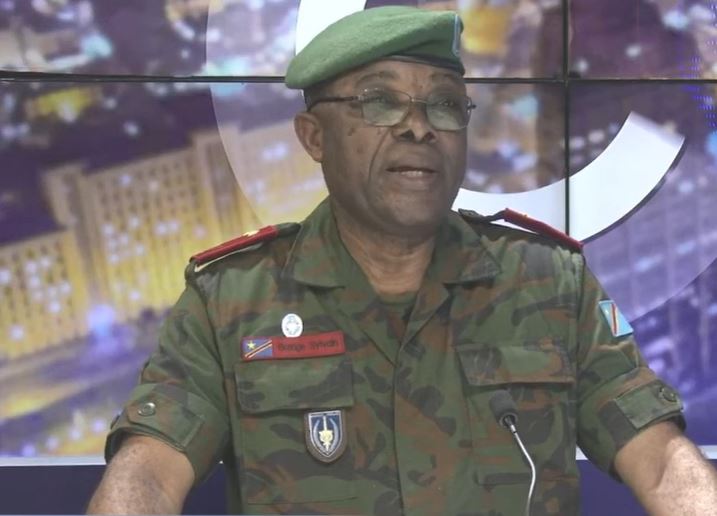RDC : le général-major Sylvain Ekenge suspendu après des déclarations controversées
