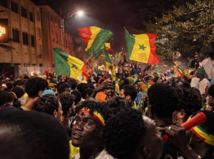 Sénégal sacré champion d’Afrique dans une finale historique et controversée