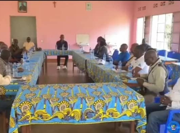 Sud-Kivu : Jean-Jacques Purusi prône l’unité et annonce la réouverture de la frontière de Kavimvira