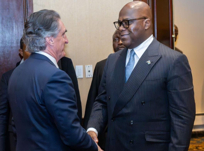 Félix Tshisekedi s’est entretenu avec le secrétaire américain à l’Intérieur, Doug Burgum.