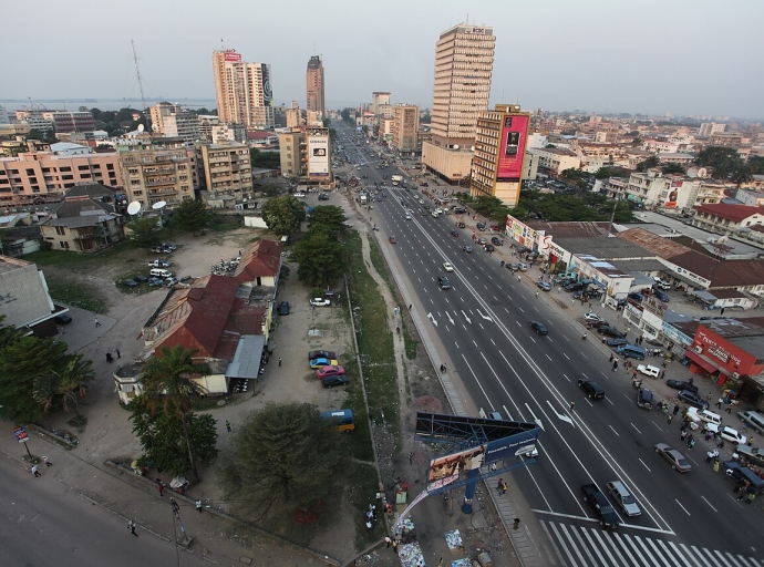 Souveraineté numérique : Kinshasa sévit contre l’usage illégal des fréquences nationales