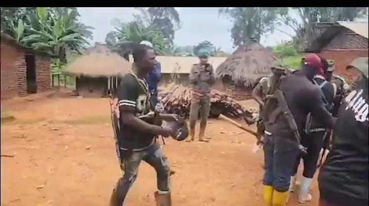 Ituri : treize miliciens déposent les armes à Djugu face à la pression des FARDC