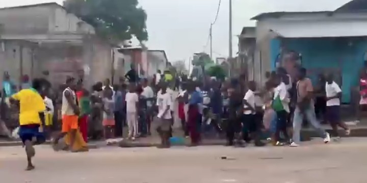 Kinshasa : un motocycliste tué et un autre grièvement blessé par un militaire à Makala