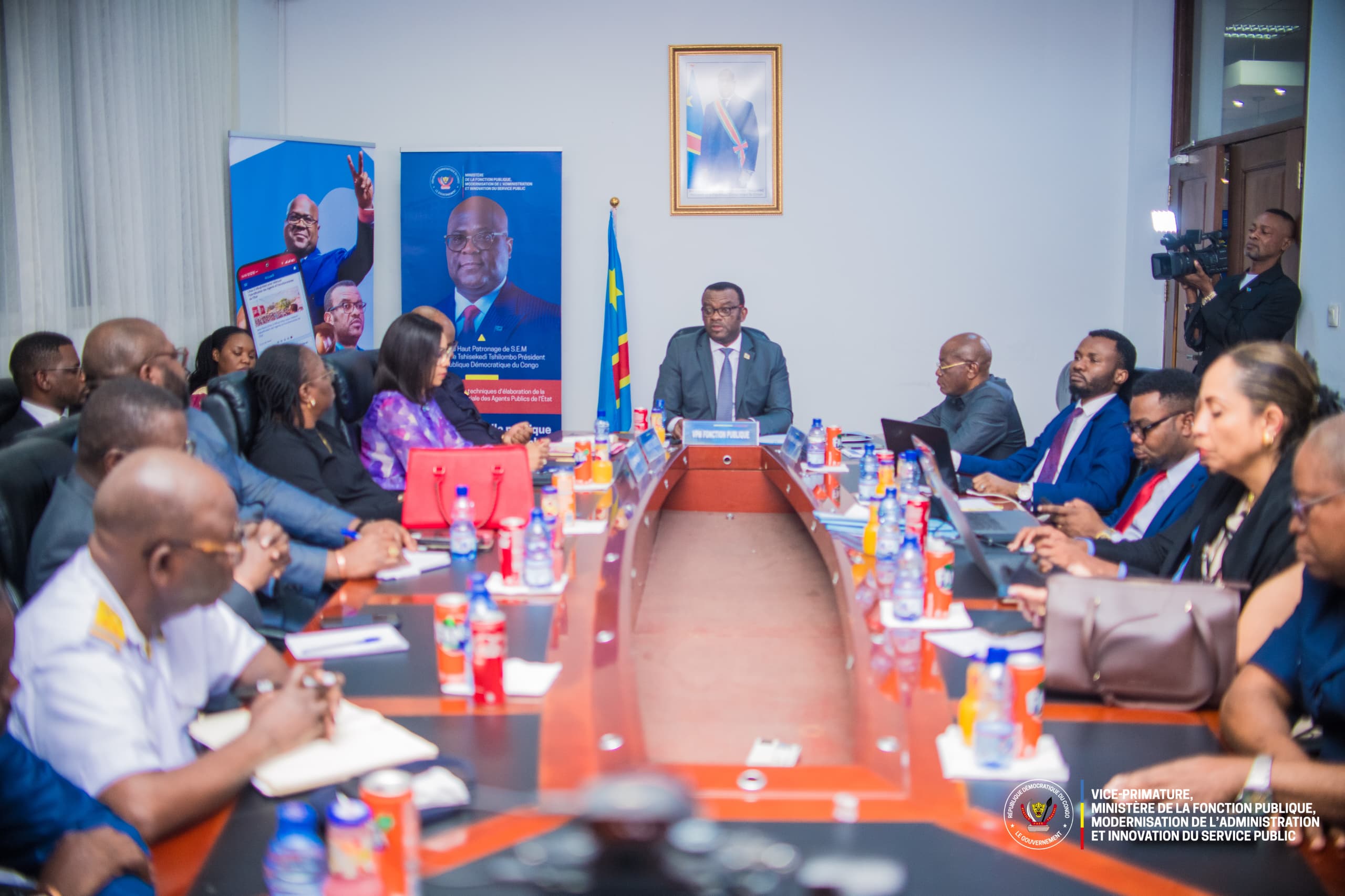 RDC : le gouvernement certifie plus de 549 000 agents publics réguliers