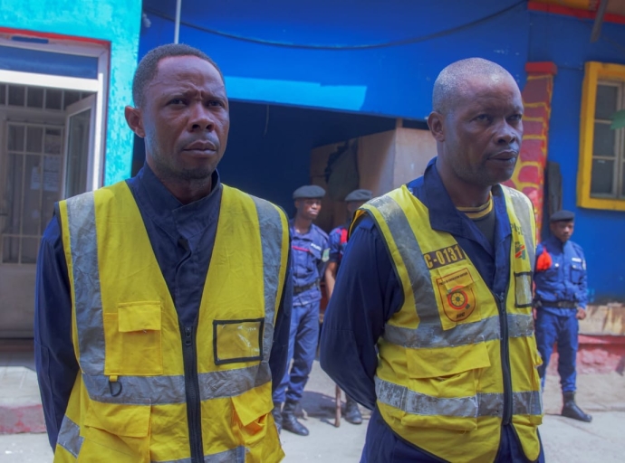 Kinshasa : deux policiers de circulation routière arrêtés après une altercation avec un conducteur